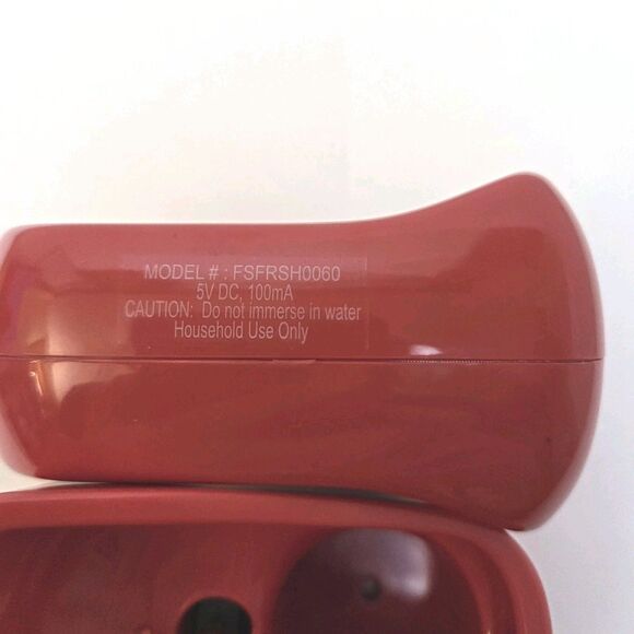 FoodSaver Vacuum Sealer FreshSaver Handheld Rechargeable Sealing Device Red - Picture 6 of 7